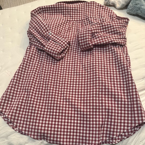 Kut from the Kloth Feena Textured Button Down Womens Shirt Size Medium NWOT - Picture 3 of 12